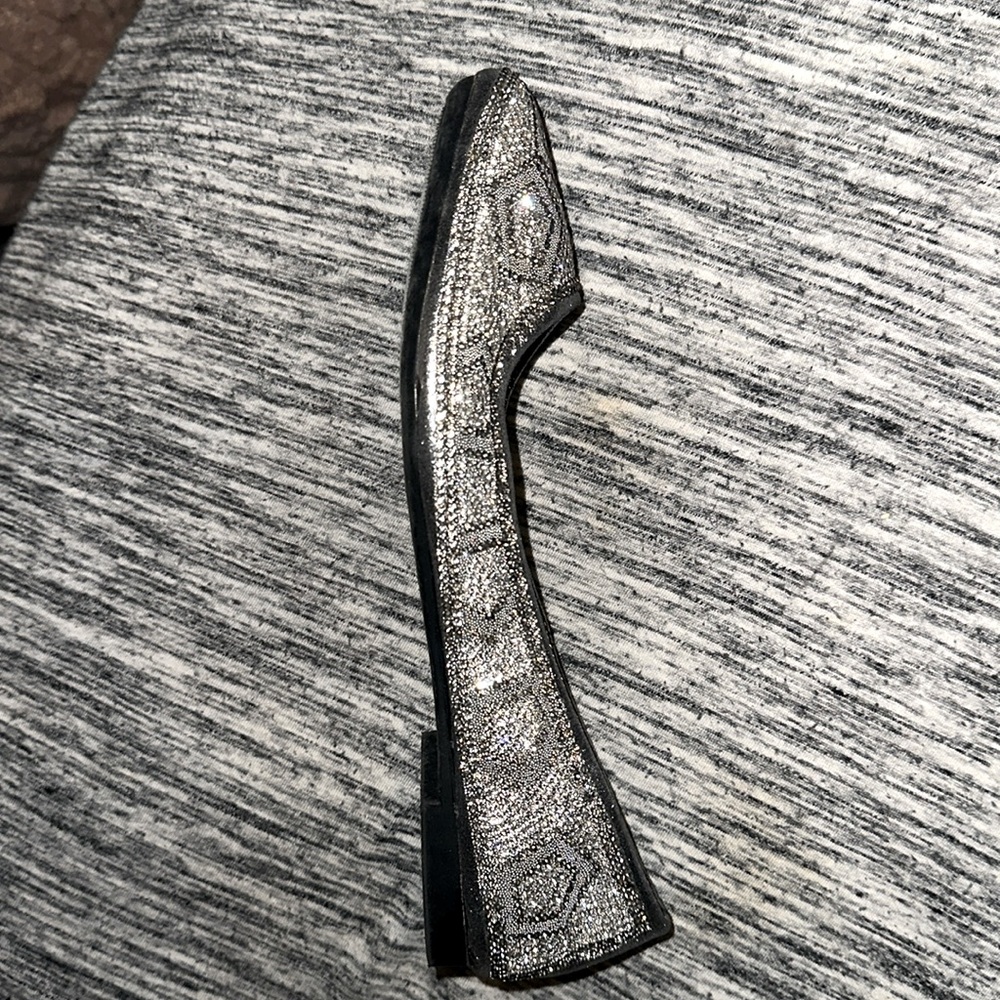 Badazzled flats from Pakistan